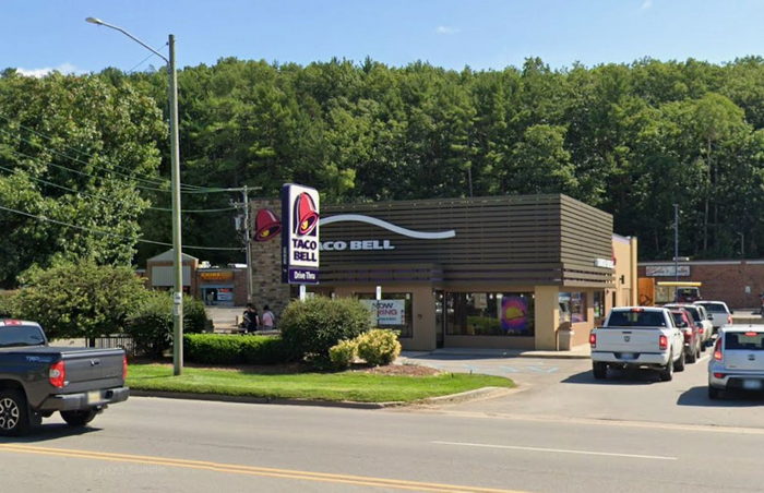 Long John Silvers - Traverse City - 1447 S Airport Rd W (newer photo)